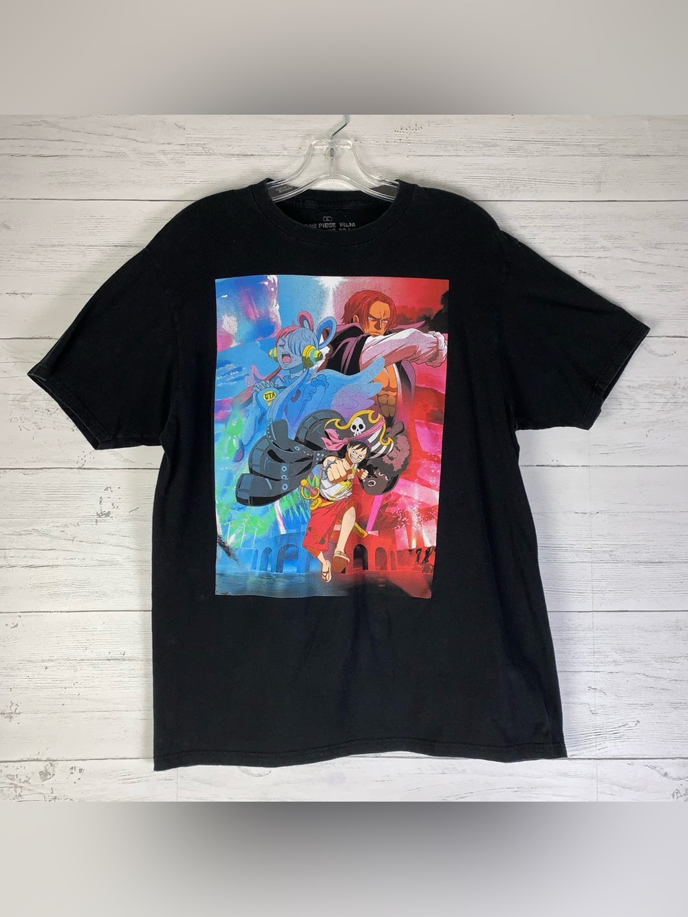 Hot Topic One Piece Film: Red Trio Collage T-Shirt size L